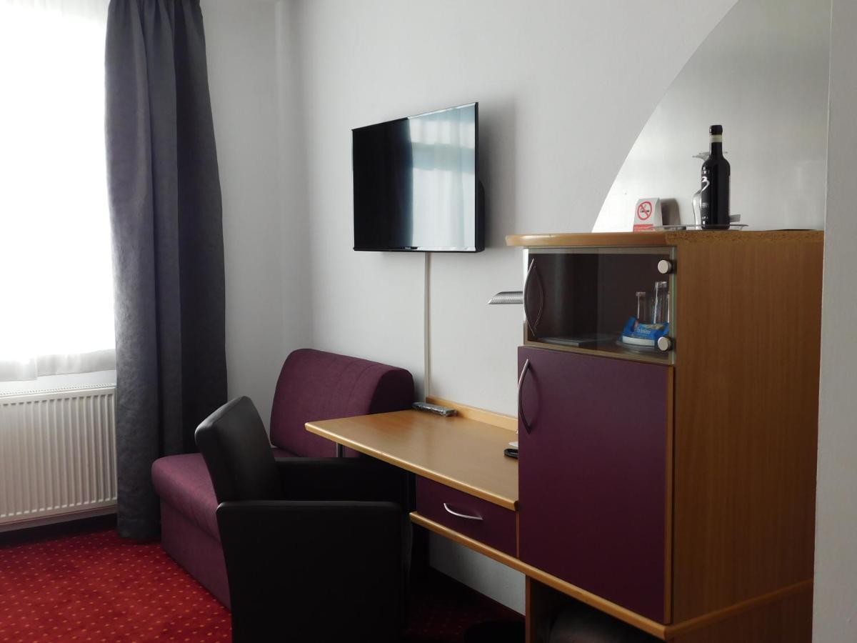 Konradp Hotel 3*