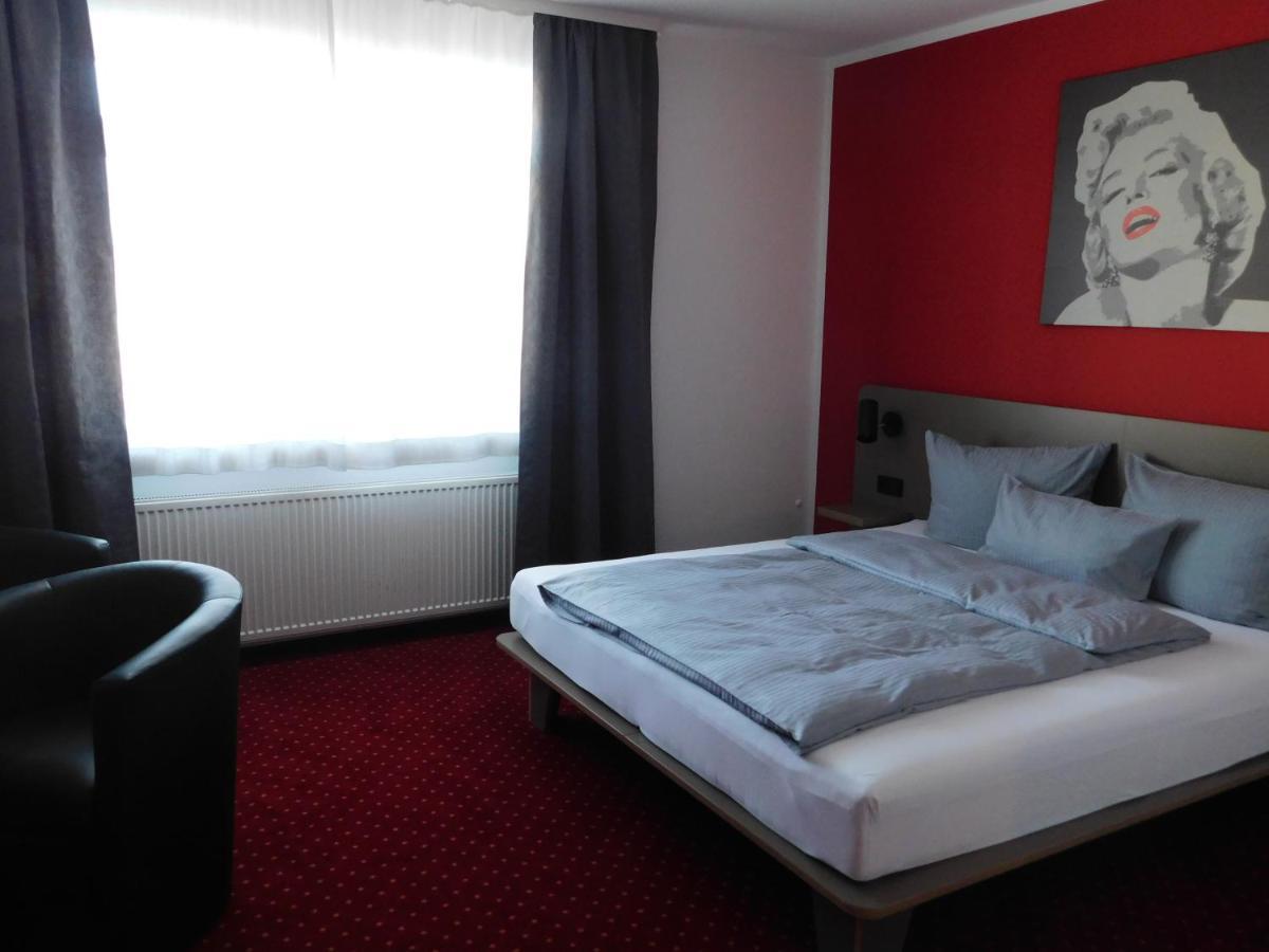 Hotel Konradp Holzkirchen 3*