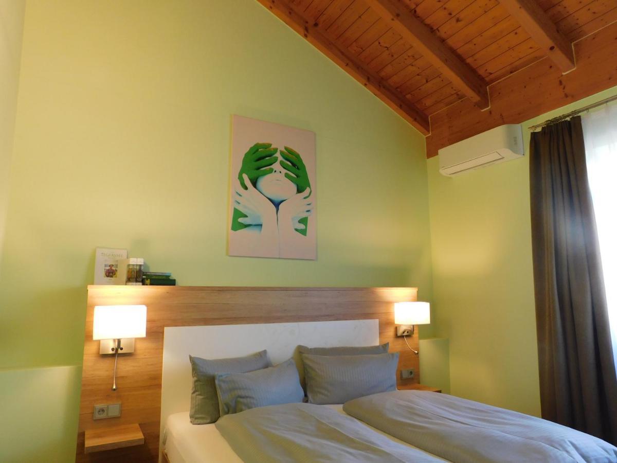 Konradp 3* Holzkirchen (Miesbach)