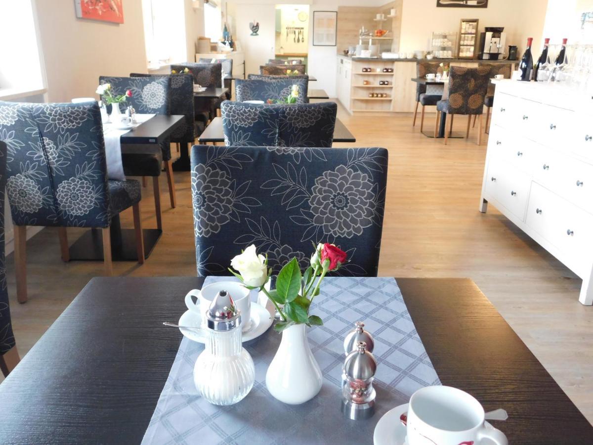 Konradp Hotel 3*